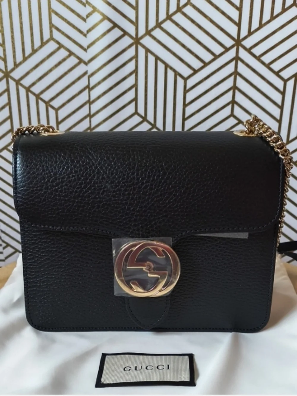 Gucci Black Pebbled Leather Shoulder Bag with Gold Chain